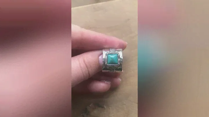 Серебряное кольцо с натуральной бирюзой из Израиля. Артикул 01R438TQ.