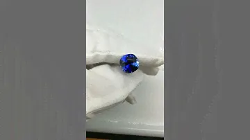 Ювелирные камни - Сапфир выращенный, кушон 13*13 мм