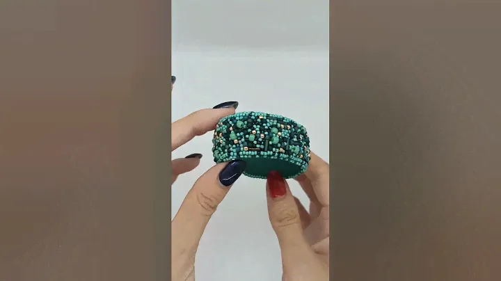 Браслет из бисера Emerald зеленый бирюзовый вышитый бисером