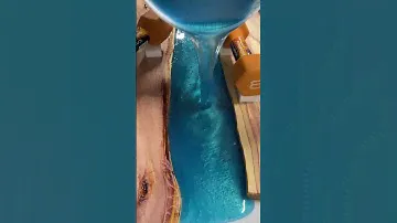 Epoxy deep Pour Turquoise Mica Powder looks beautiful. #diy
